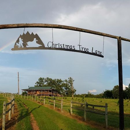 Rural Life On A Real Christmas Tree Farm! Hallmark Experience! Ozark Extérieur photo