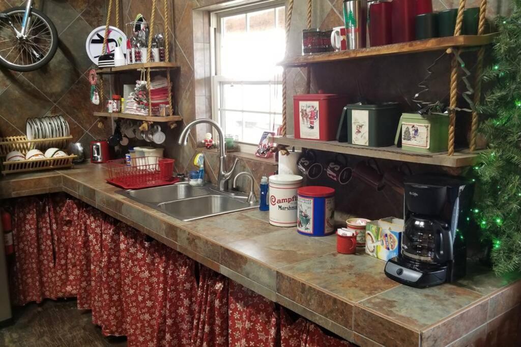 Rural Life On A Real Christmas Tree Farm! Hallmark Experience! Ozark Extérieur photo