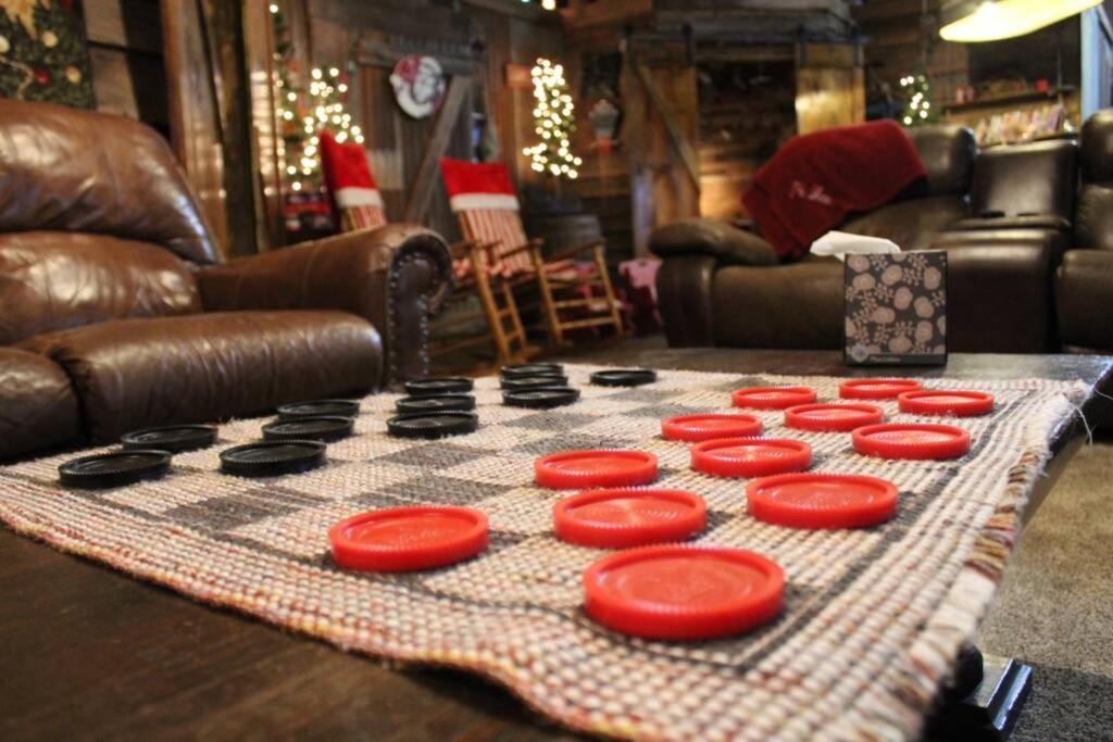 Rural Life On A Real Christmas Tree Farm! Hallmark Experience! Ozark Extérieur photo