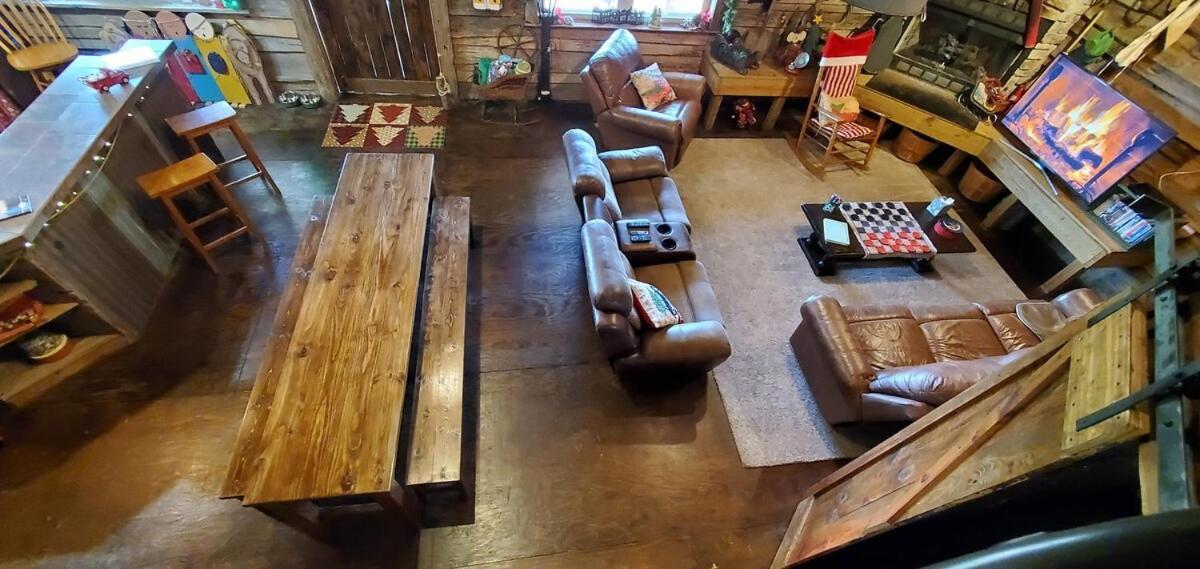 Rural Life On A Real Christmas Tree Farm! Hallmark Experience! Ozark Extérieur photo